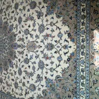 فرش کاشان پشم درجه۱ بافتی یکدست و استادانه