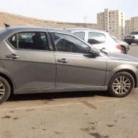 دنا پلاس سانروف دار ۴ ایربگ