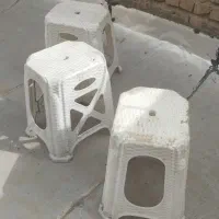 سه تا صندلی
