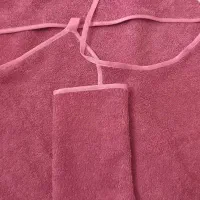 خیاط پرده و عروسک