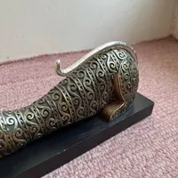 ماکت دکوراتیو یا طرح انتزاعی گربه اصیل|مجسمه، تندیس، ماکت|مشهد, وکیل‌آباد|دیوار