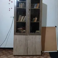 کتابخانه به فروش می رسد