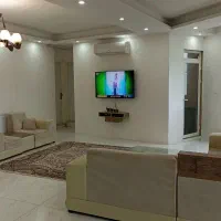 آپارتمان ۱۳۰ متر پستک