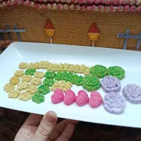 دمنوش گیاهی قندونبات قند نارگیلی کنجدی