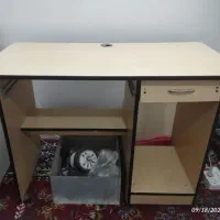 میز کامپیوتر و تحریر