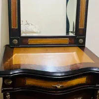کنسول و‌ آینه