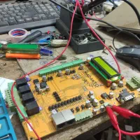 تعمیرات برد لکترونیک و آموزش در کارگاه