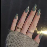 جشنواره کاشت ناخن یلدایی|خدمات آرایشگری و زیبایی|شیراز, عفیفآباد|دیوار