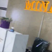 ۹۰ متر سالن اداری کلینیک آرایشگاه آموزشگاه و۰۰۰