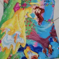 روبالشتی|رختخواب، بالش، پتو|طبس, |دیوار