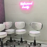 صندلی تابوره تابلو مبل میزناخن سشوار استندناخن