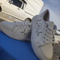 کفش اسپرت حراجی مفت