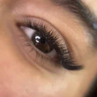 اکستنشن مژه. فقط با هزینه ی مواد. تعداد محدود