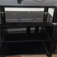 میز تلویزیون شیشه ای