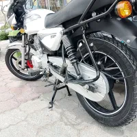 موتورسیکلت‌باکسر‌تیزپرتوس زیرفی