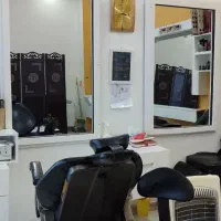 دکور چوبی  همراه با آیینه فقط۳۵