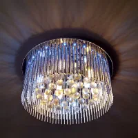 یک جفت لوستر سقفی