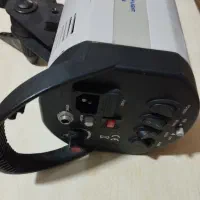 فلاش چتری حرفه ای  پرو فتو ۴۰۰ و md ۲۰۰ با پایه|دوربین عکاسی و فیلم‌برداری|تبریز, |دیوار