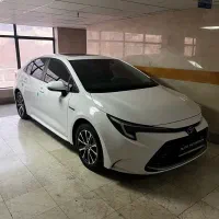 تویوتا لوین هیبرید