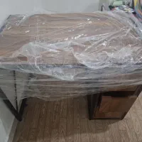 میز کامپیوتر تحریر