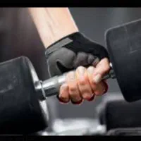 اصلاح فرم بدن با دمبل