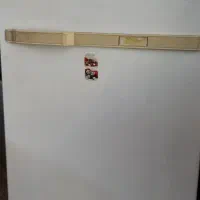 دوعدد تلویزیون یک عدد فریزر قدیمی|تلویزیون و پروژکتور|زرند, |دیوار