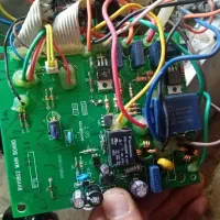 تعمیر انواع لامپ و پرژکتور و برد الکترونیکی