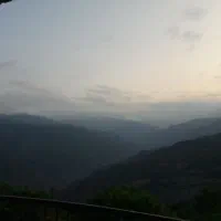 ۱۱۰۰متر مربع زمین