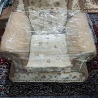 مبل راحتی ( در حد نو)|مبلمان خانگی و میز عسلی|قم, هنرستان|دیوار