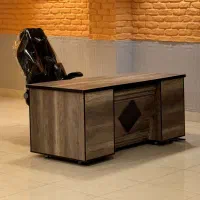 میز کامپیوتر و مدیریتی