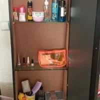 میزآرایش سه تیکه،جنس چوب،دارای باکس پشت آیینه