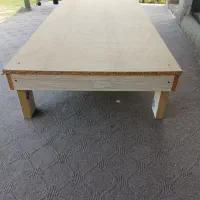 زیر تختی چوبی