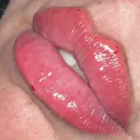 استخدام ادمین کلینیک زیبایی