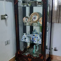 ویترین ۵طبقه کاملا سالم