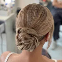 میکاپ وشنیون|خدمات آرایشگری و زیبایی|کرج, فاز ۳ گوهردشت|دیوار