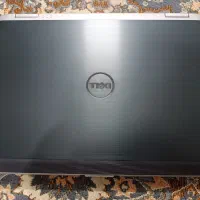 لب‌تاپ دل و هدست گیمینگ