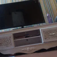 تلویزون ومیزتلویزون