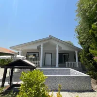 ویلاباغ استخردارمالک هستم مبله هم میدم