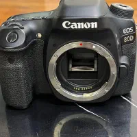 canon80D.   50mm1/4