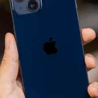 ایفون 13نرمال پشت مشکی