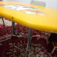 میز و صندلی