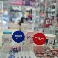 استخدام فروشنده در گالری آرایشی بهداشتی|استخدام درمانی، زیبایی، بهداشتی|اصفهان, نقش جهان|دیوار