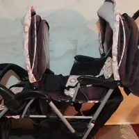 کالسکه دوقلو