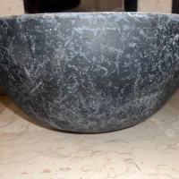 گلدان بزرگ مشکی