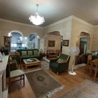 ویلای ۳۶۰متری دوکله/مناسب زندگی یا کاربری کافه|اجارهٔ خانه و ویلا|رشت, انصاری|دیوار