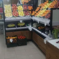 قفسه میوه فروشی