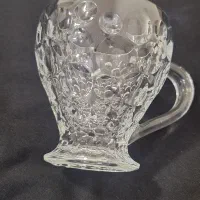 فروش 12عدد استکان  فقط یکی شون یک زره لب پر شده