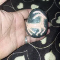 سنگ تخمرغی باستانی شبنما  قرمز