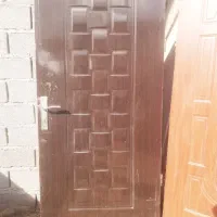 در چوبی بدون چهارچوب