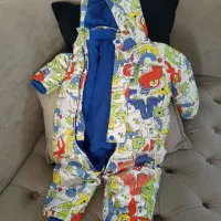 تعدادی سرهمی گرم و لباس نوزاد